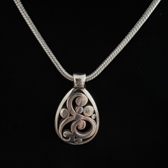 Brighton neckless and earrings . - Picture 1 of 4